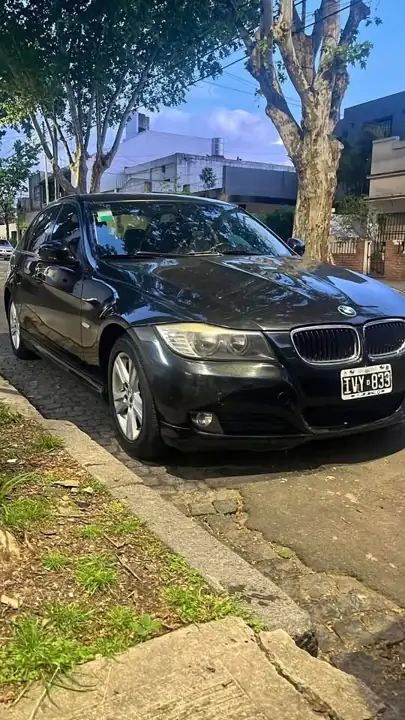 BMW 320i km titular o permuto moto alta gama!