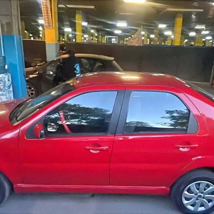 Fiat siena 2016 full muy buen estado tomo moto de mi interés