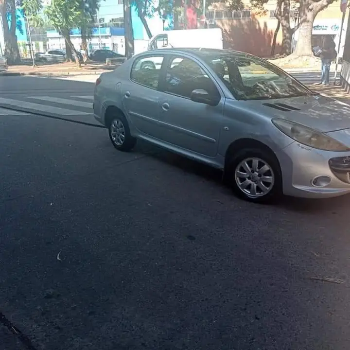 Atención! Vendo 207 año 2010 1.9 diesel mecánica 10pts. ,listo para transferir