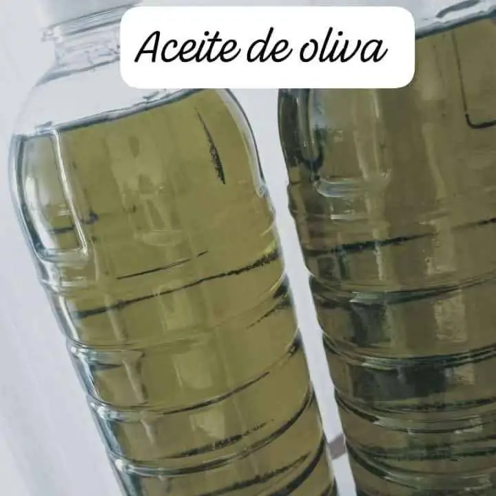Aceite de oliva por 900