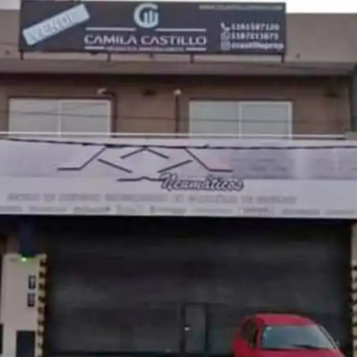 Local/galpon con oficina avenida Gral Paz y Diaz Velez Alquiler 350m2