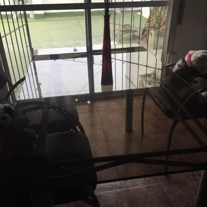 Mesa de vidrio fume 1,40
