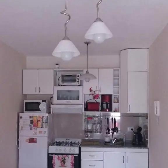 Villa Gesell a 200m del nar con pileta y aire acondicionado WiFi cable etc