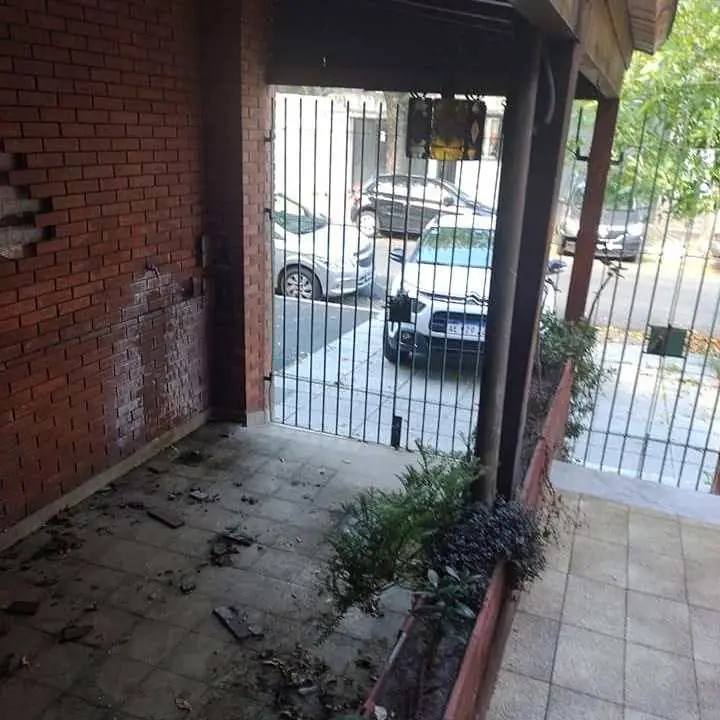 Casa con local/ terreno Mataderos zona Carrefour a metros de Gral Paz y de Alberdi