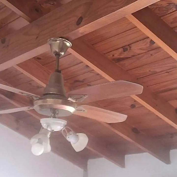 Vendo ventilador de techo. Tiro balanceados todo 70000