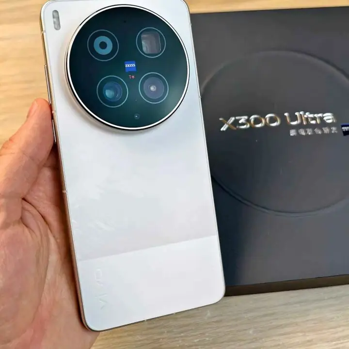 Vivo X300 Ultra 512gb (A PEDIDO)