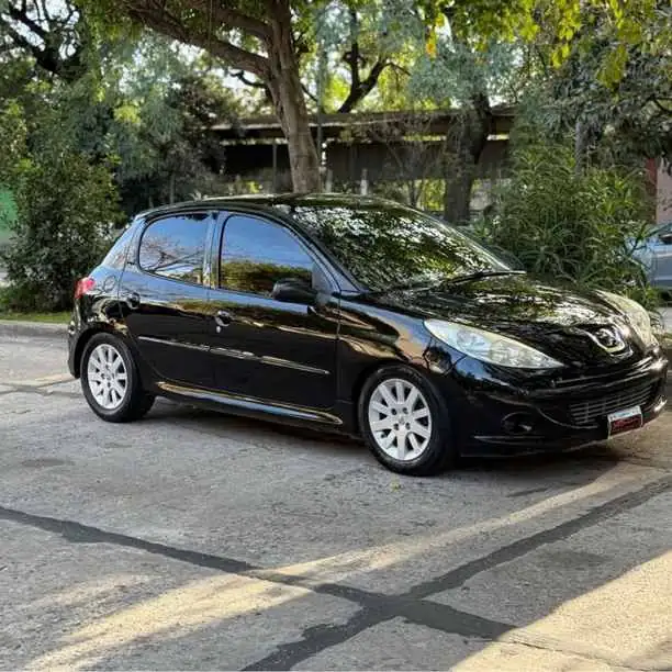 Oferta! Peugeot 207 1,4 Allure 2013 $7.200 dol