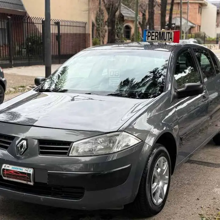 Oferta semanal! Renault Megane 1.6 16v 2008 $5.300 dólares!