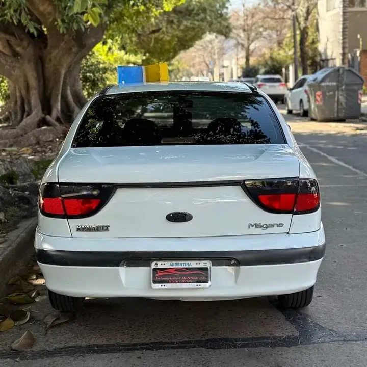 Oferta semanal! Renault Megane 1.9 dti 2006 $4.500 Dólares
