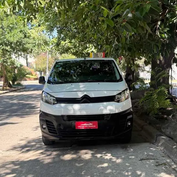 Citroen jumpy 1.6 Hdi Bussines 2022 $26500 dol