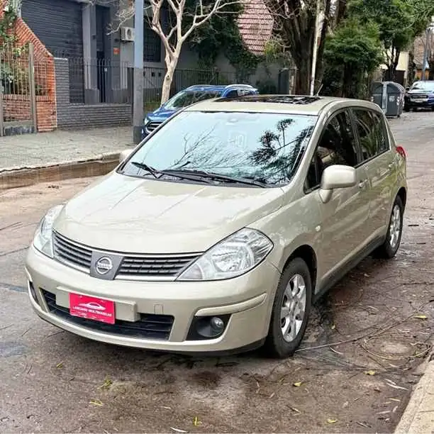 Oferta! Nissan tiida tekna 1.8 2010 full $10.500.000 final!