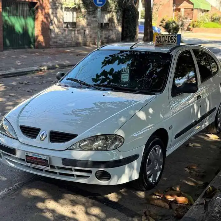 Oferta semanal! Renault Megane 1.9 dti 2006 $5.250.000