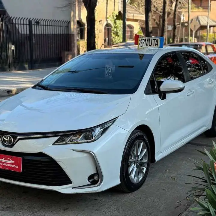 Oferta! Toyota Corolla 1.8 XLI MT 2022 $19800 dólares!