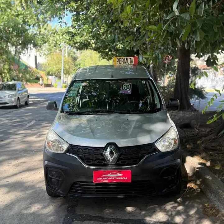 Oferta! Renault Kangoo 1.6 confort 2018 $16.900.000!