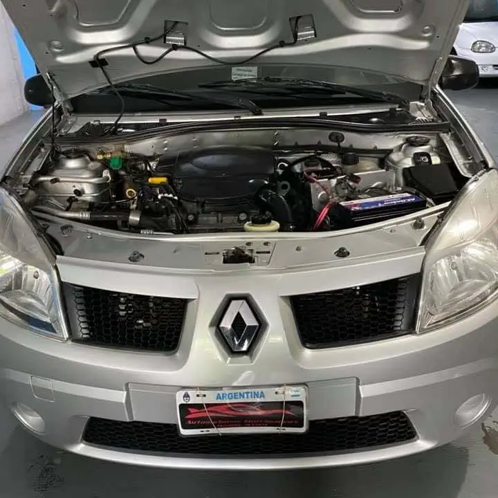 Renault sandero 1.6 2011 GNC $493000 final contado!