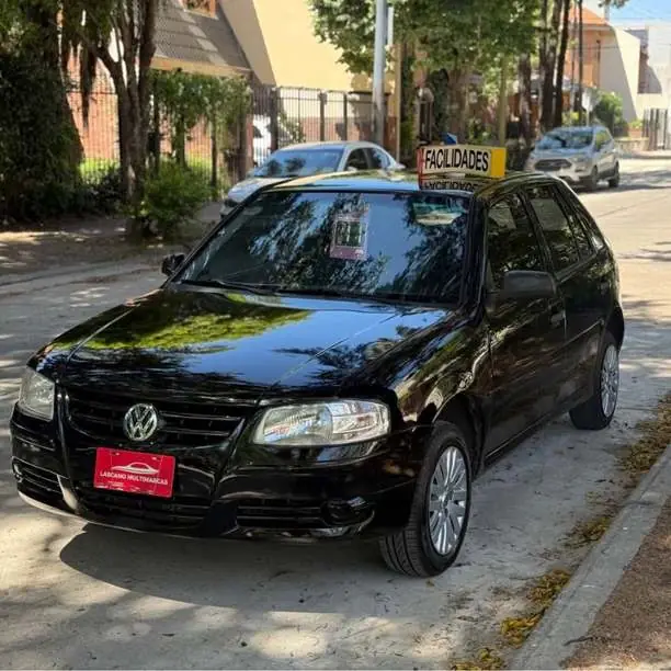 Líquido! Vw gol power 1.4 2011 GNC $4900 dólares!