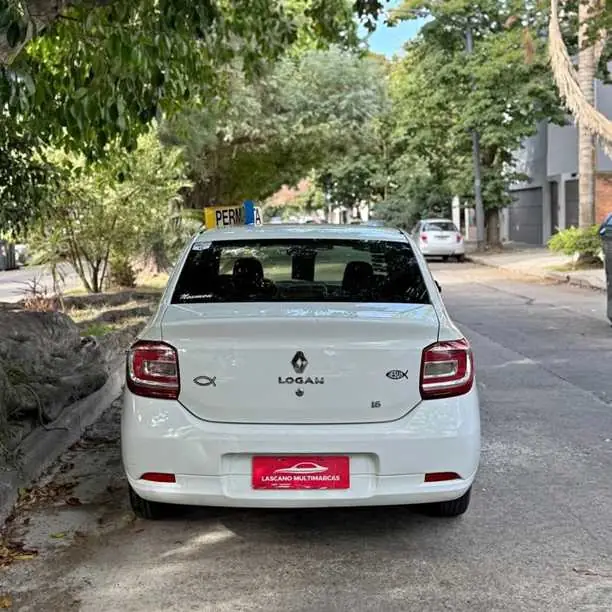 Oferta! Renault logan 1.6 2018 GNC $9.500.000 final!