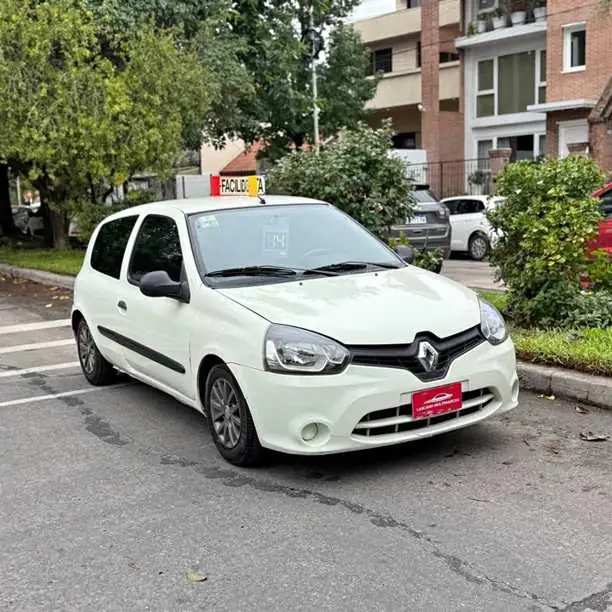 Oferta! Renault Clio mío 1.2 2013 $7.600.000!