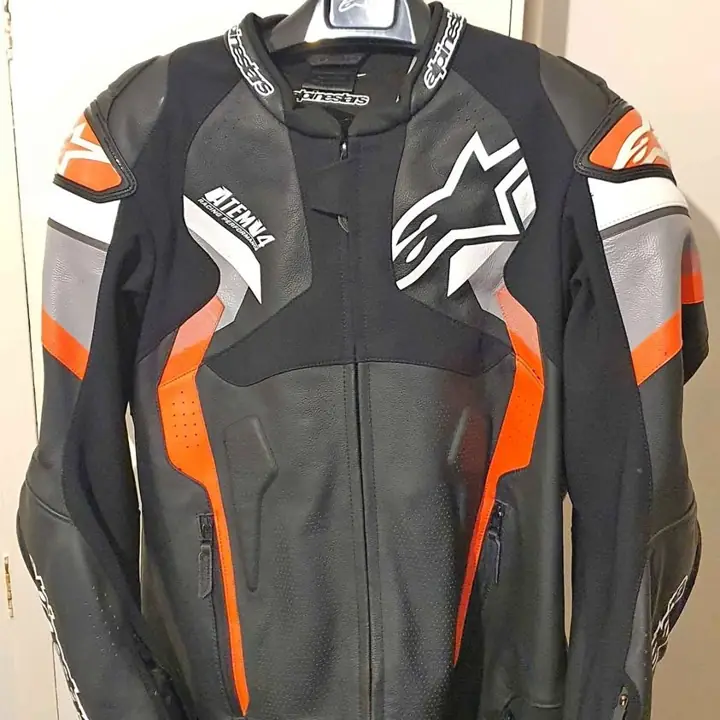Vendo campera moto cuero alpinestars