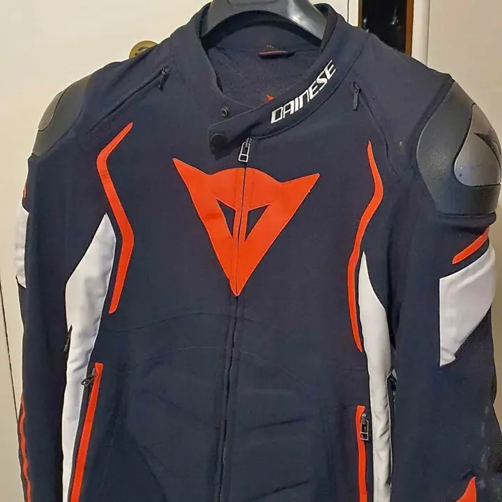 Vendo campera moto Dainese deportiva