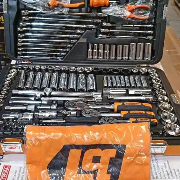 Juego Tubos y Llaves 150Pzs Pzs de Acero al Carbono. Ideal para Mecánico racing lusqtoff