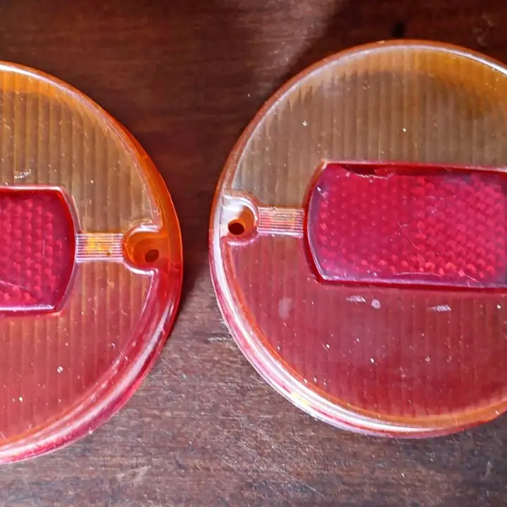 Cupe Fiat 1500 faros traseros