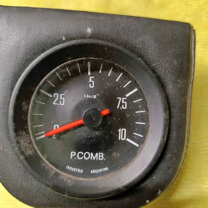 Reloj Presión de Nafta