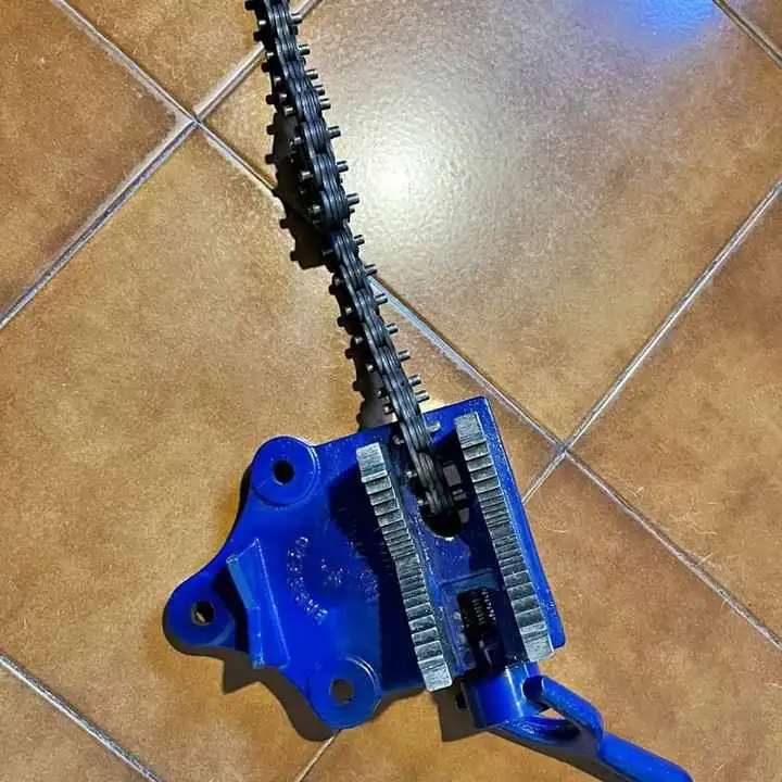 Vendo morsa a cadena,numero 4,marca Barbero ,nueva ¡liquido! O canjeo por algo que me interese