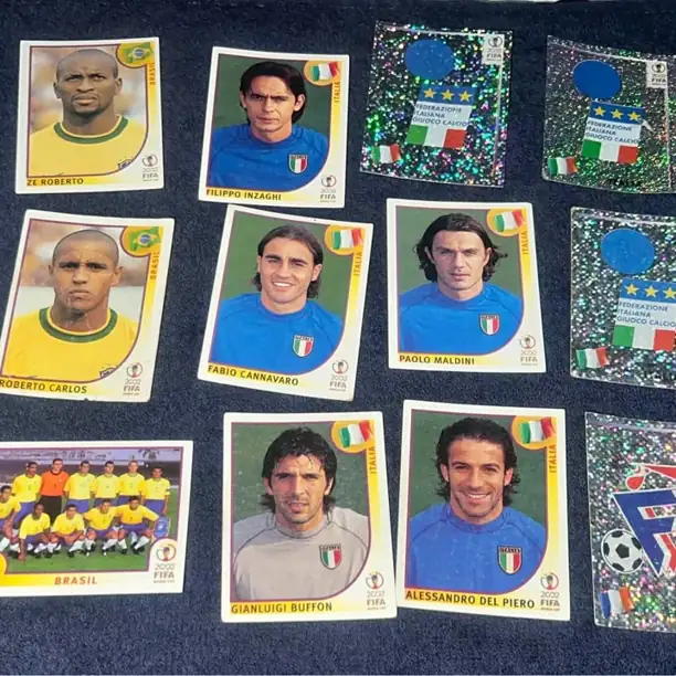 Lote de 120 figuritas de Korea 2002. (Muchas repetidas)