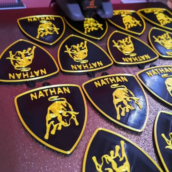 Llaveros y medallas personalizadas