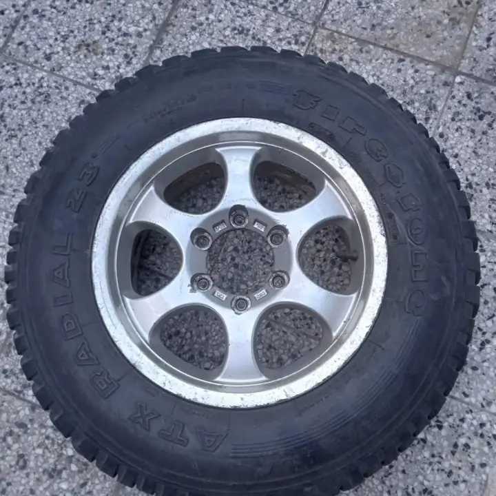 Llantas isuzu 4x4 unicas