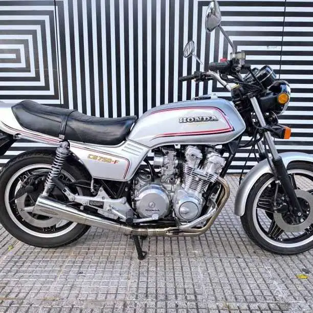 Honda CB 750