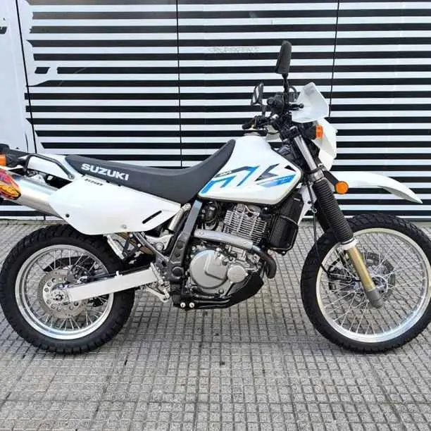 Suzuki dr 650