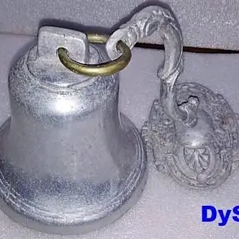 Oferta campana de aluminio fundido y bronce nva. sonido muy fuerte diámetro 15Cm x 15Cm de altura