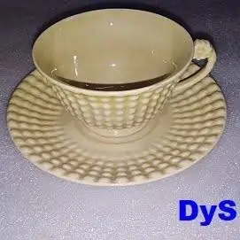 Taza de té y platillo de marfil antigua porcelana Maruhon Ware Japón