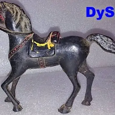 Caballo coleccionable o adorno plástico