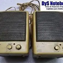 PARLANTES portatil Hi-TEX a cargador 6V o pilas no incluidos jack 3.5 para PC TEL. TV o VARIOS