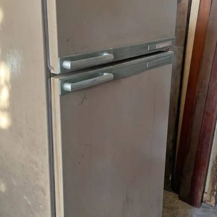 Heladera con congelador 2 puertas