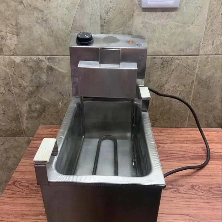 Liquido hoy Freidora eléctrica Roa 8 litros