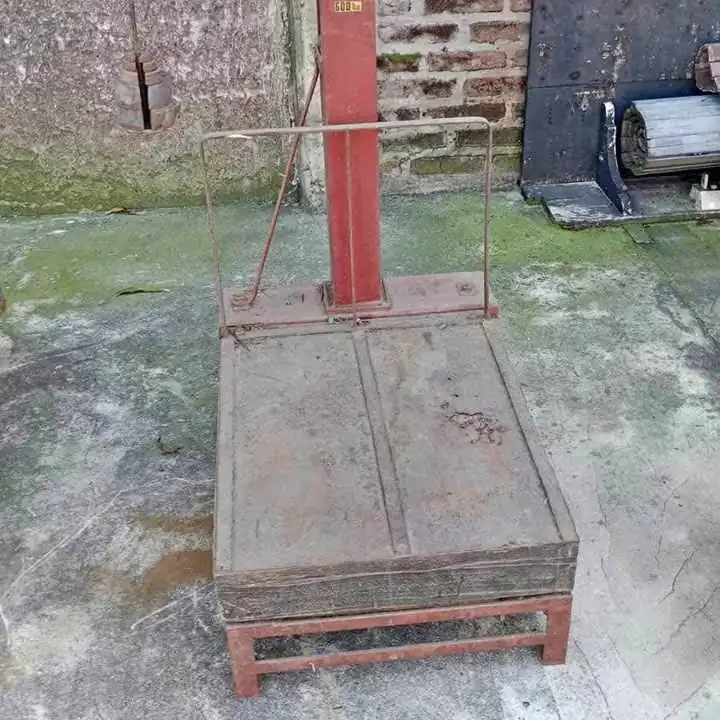 Impecable Báscula 600 kg antigua carbonera