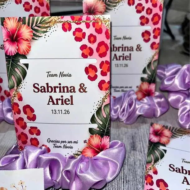 Tarjetas más scrunchies souvenir