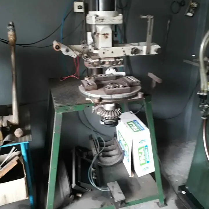 Hot stamping neumatica con mesa incluida