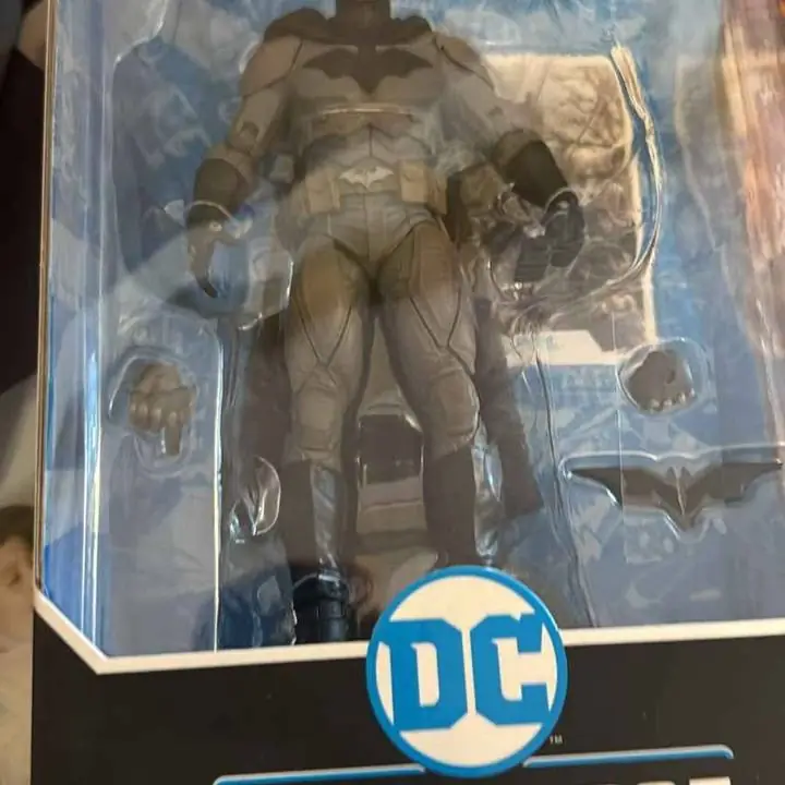 Figuras DC multiniverse