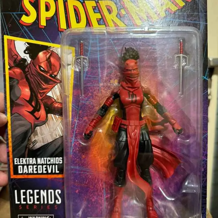 Figuras damas marvel $