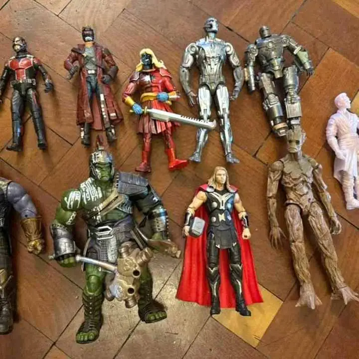 Figuras Marvel diciembre