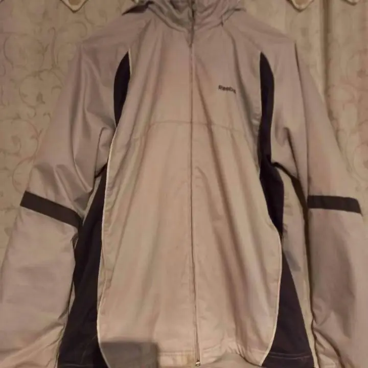 Campera Reebok