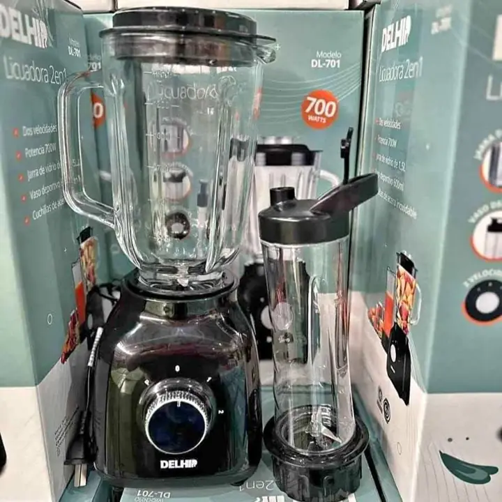 Licuadora Delhip 2 en 1 Vaso Deportivo 700W