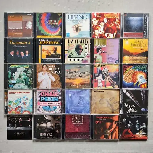 Lote x 25 CD - Combo en oferta