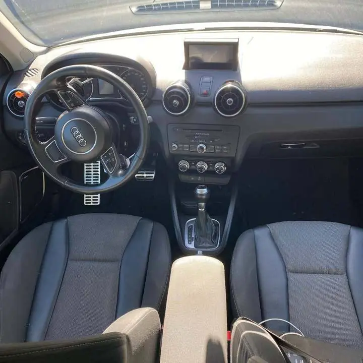 Audi A1 . Todo al día. Impecable estado. Retiras con anticipo y el resto en cuotas