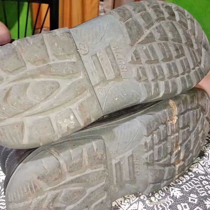 Se vende zapatos de seguridad